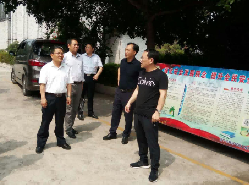 樊建新:中國社科院馬克思主義研究院副院長樊建新蒞臨我司運營項目調研